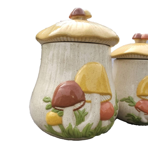 Vintage 70s Mushroom Hand Painted Ceramic Jar Set - Picture 3 of 7